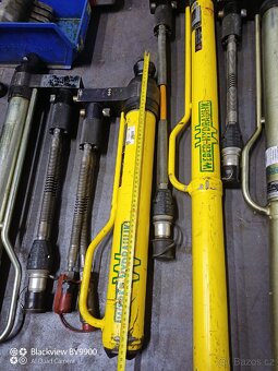 hydraulické písty , čerpadlo ,nože ,... - 2