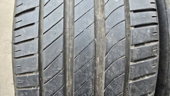 Letní pneu 235/40/19 Kleber - 2