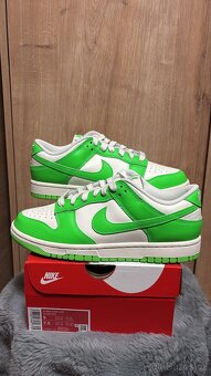 Nike Dunk Low "Green Strike" - 2