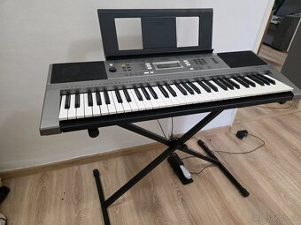 Elektrické piano Yamaha E353 - 2
