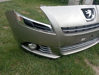 Nárazník Peugeot 5008 - 2