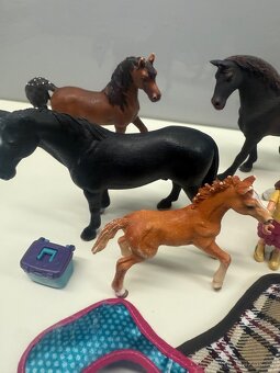 Schleich kůň - koně - 2