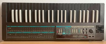 Prodám KORG POLY 800 - legendární analogový syntetizátor - 2
