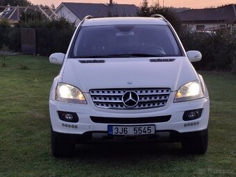 Mercedes ML350 4Matic AMG v plné výbavě, benzín 200kW. - 2