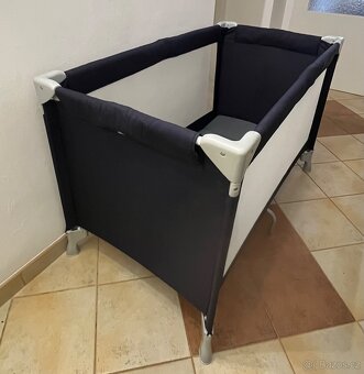 Cestovní postýlka - 2