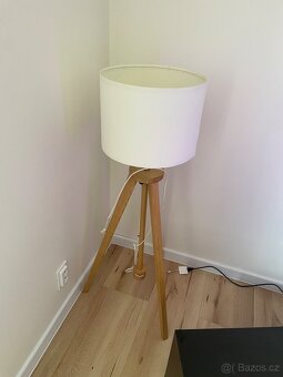 Prodám lampu LAUTERS IKEA Stojací lampa, jasan/bílá - 2