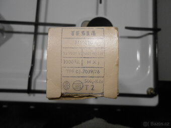 Halogenová žárovka TESLA - 2