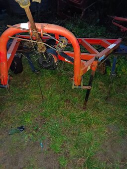 Prodám obraceč sena, píce - 2