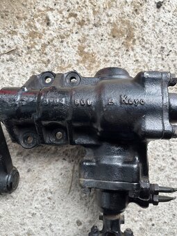 Převodka řízení Mazda b2500 2.5td - 2