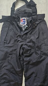 Lyžařské kalhoty černé vel.54 - 2