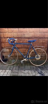 Favorit silniční kolo - 2