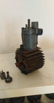 Jawa Pařízek,, válec z karburátorem, - 2