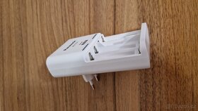 Nabíječka Panasonic - 2