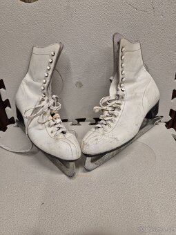 Damske brusle starsi, - 2