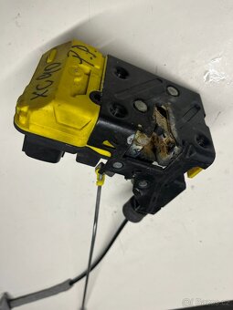 //Zámky Volvo XC90 LP,LZ,PP,PZ,Kufr // - 2