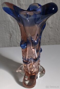 Váza z hutního skla - 2