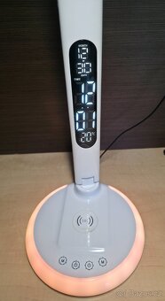Lampička-bezdrátová nabíječka - 2