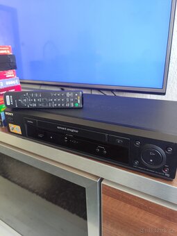 Videorekordér Sony SLV-SX730 - 2