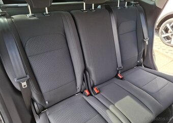 Ford Kuga 2.0 TDCi Titanium 2x4 SUV MANUAL - 2