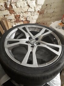 Sada letních 225/40/18 na alu diskach OZ, Vzorek 6 mm . - 2