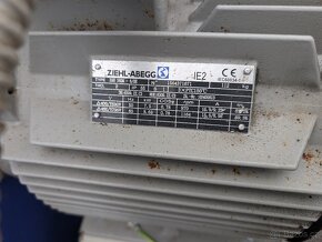 Prodám ventilátor (z rekuperace) - 2