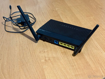 WiFi router Asus RT-AC51U - AC750 dvoupásmový - 2