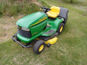 Zahradní traktor John Deere LTR 180 - 2
