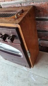 Retro radio - 2