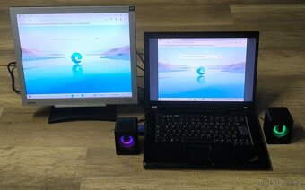 Prodám notebook Lenovo T61, monitor Benq FP71G - 2
