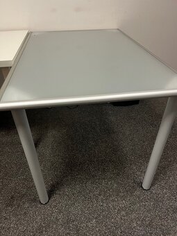 Stůl IKEA - 2