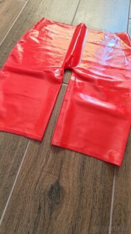 Latexové šortky - 2