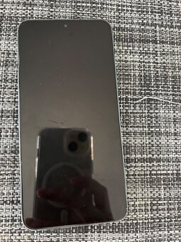 Samsung galaxy S22 - 2
