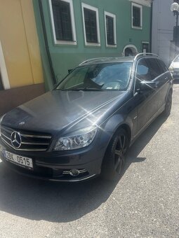 Mersedes-Benz C220 - 2