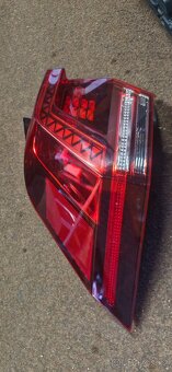 Leve zadni svetlo vw tiguan 5NA945207C - 2