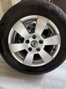 Prodám 4x ALU Disk + kola 195/65 R15 H Škoda Octavia 2,3 - 2