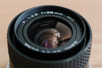 Carl Zeiss Jena MC 28mm f/2.8 EF - 2