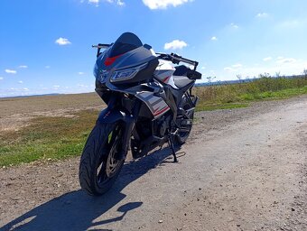 Aprilia Tuono 125 - 2