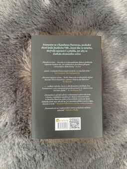 Královnin gambit - Elizabeth Fremantle - 2