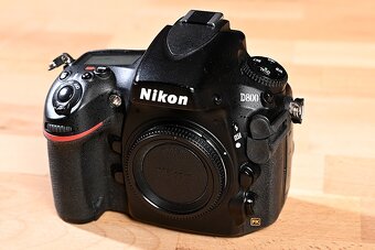 Prodám DSLR Nikon D800 - 2