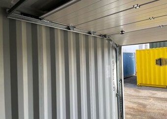 Sekční vrata Hörmann pro lodní kontejner - 2