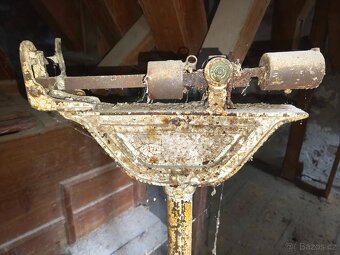 Starožitná váha Josef Kaláb Brno Židenice - 2