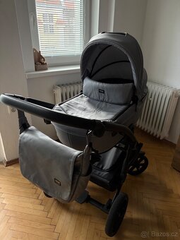 Tako kombinovaný kočárek Corona ECO a autosedačky - 2