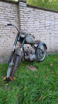 Manet 90 pojizdný. - 2