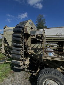 Bramborový kombajn Fortschritt E - 686 - 2