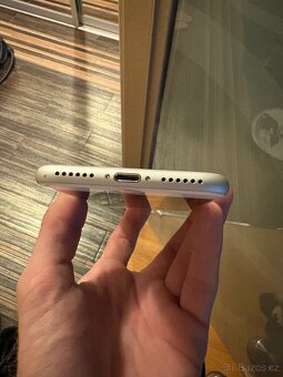 iPhone 8 64gb white newerlock - 2