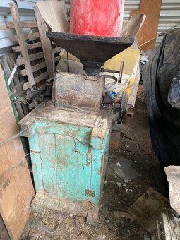 Šrotovník na obilí - 2