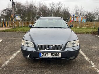 Volvo V70 2.4 D5 136 kW - náhradní díly - 2