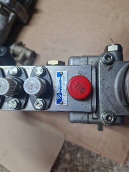 Vstřikovaci čerpadlo crystal 3120 - 2