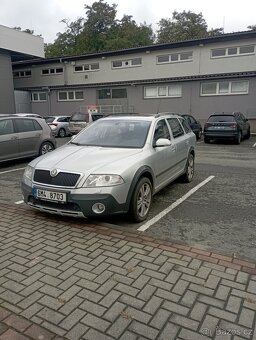 Škoda Octavia II Scout 2.0tdi - 2