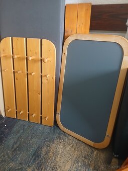 Prodám zrcadlo a věšák. - 2